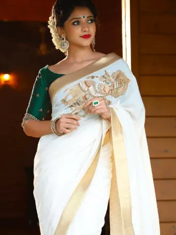 Latest Kerala Kuthampully Saree Online | HARADHI