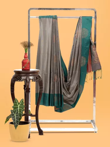 CHAKORI Pochampalli Cotton Handloom Saree – Vaagmi World