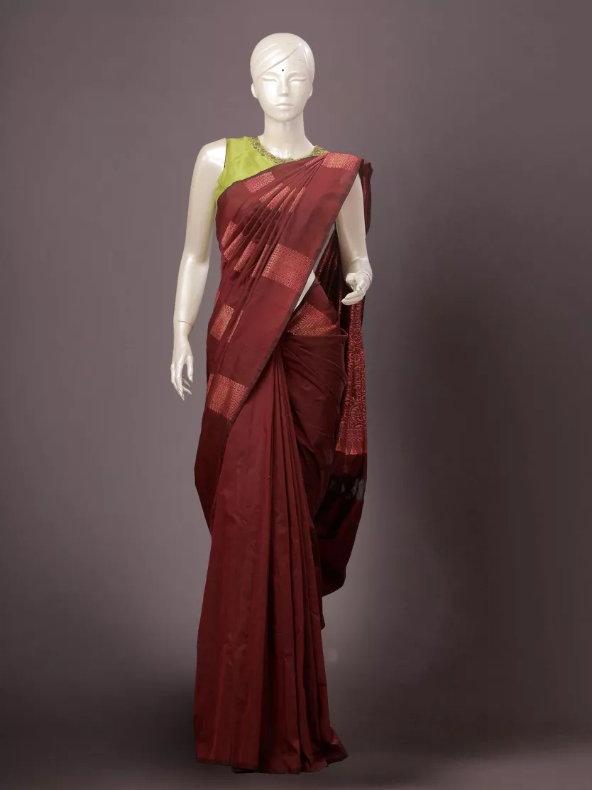 Buy Blue Sarees for Women by MF Online | Ajio.com