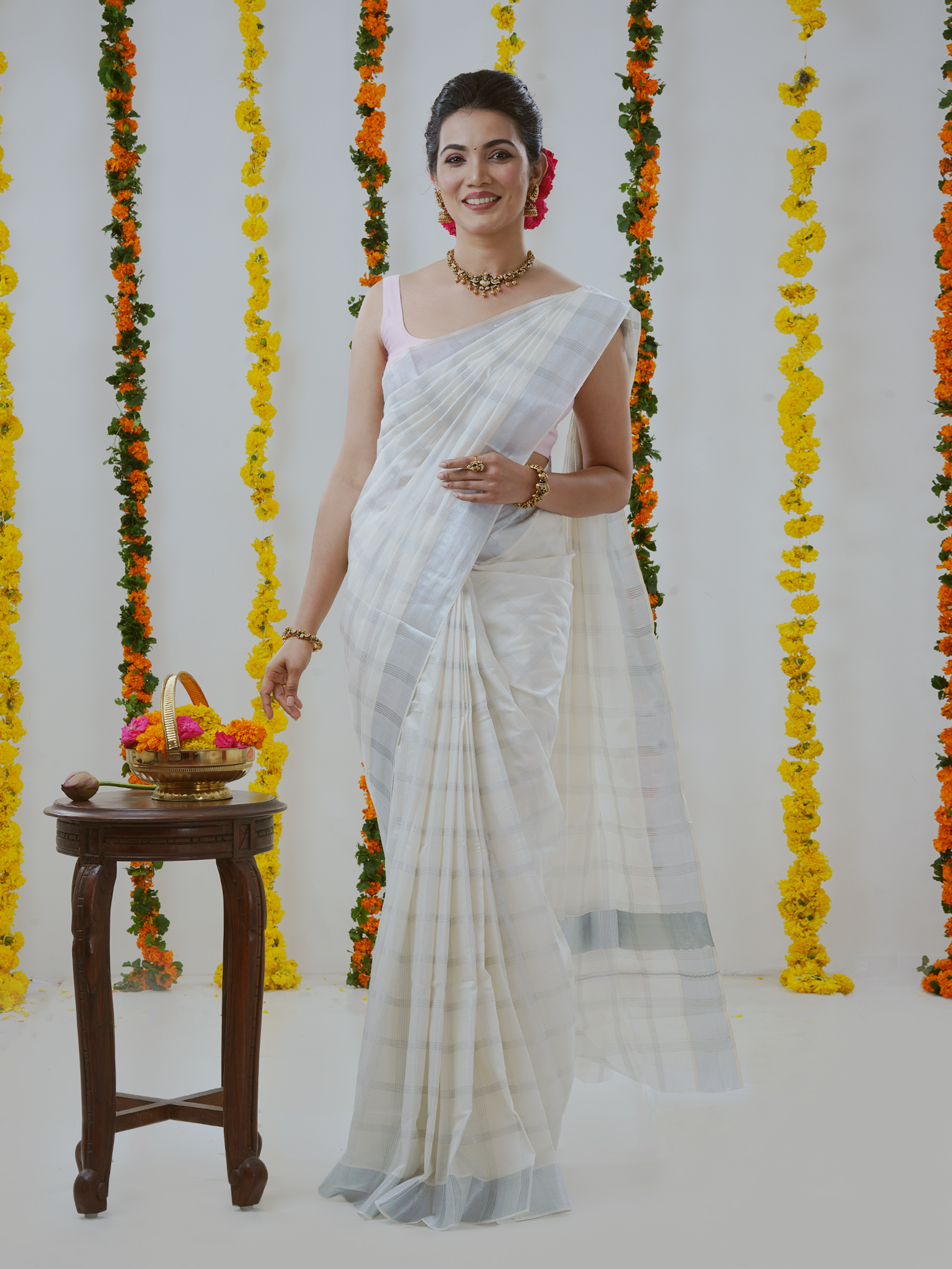 kasavu kerala checked saree